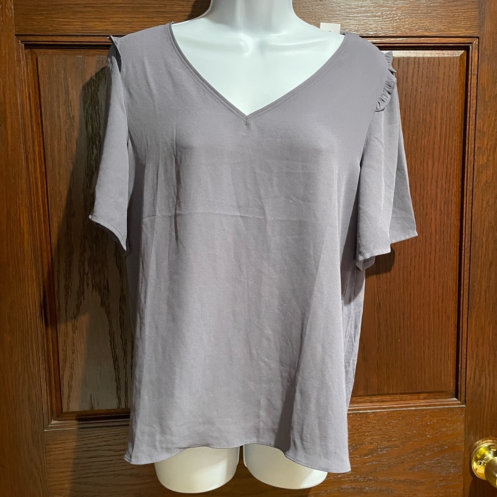Loft outlet gray shirt